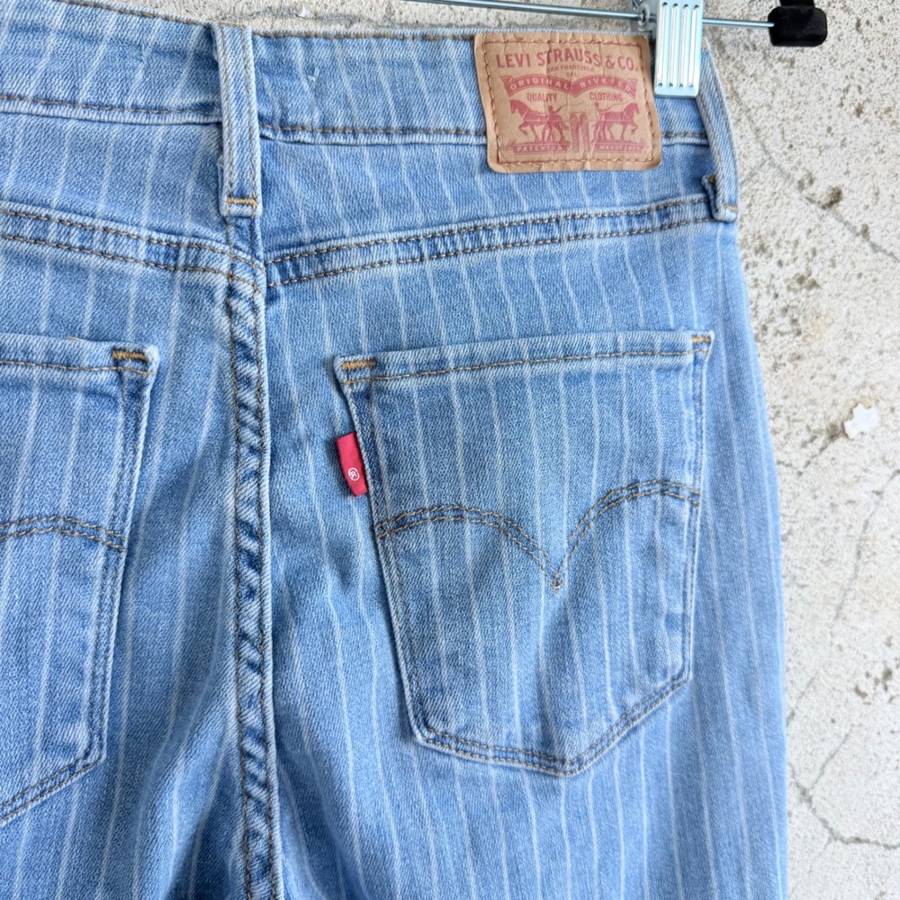 Levi's Women's Light Blue Pinstripe Skinny Jeans with Red Tab